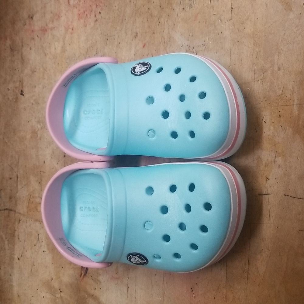 Girls Blue Crocs Size 9